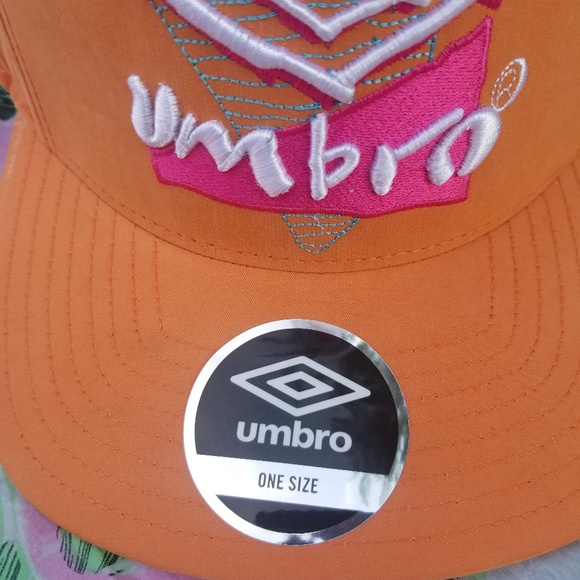 Umbro Soccer Hat Men's NWT Orange - Picture 3 of 6